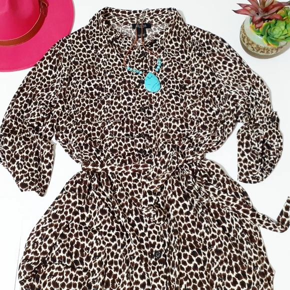 Peck & Peck Leopard Button Down Stretch Dress - Picture 2 of 8